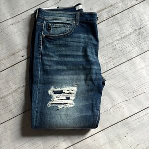 KanCan Boyfriend Distressed Jeans 13/30 NWT